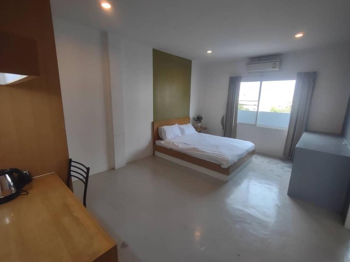 8 Residence Бангкок Экстерьер фото